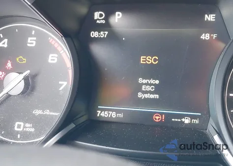 2018 Alfa Romeo Stelvio Awd из США, поврежденный, VIN ZASFAKAN9J7B78261